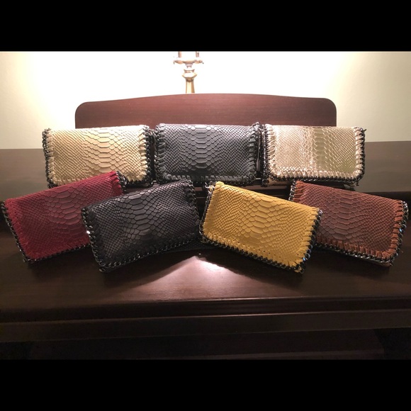 Leather bags - Picture 2 of 7